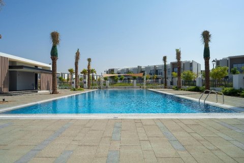 Townhouse in Dubai Land, Dubai 4 bedrooms, 261.65 sq.m. № 130125 - photo 3