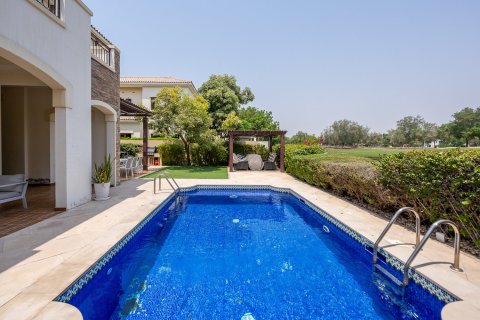 Villa à Jumeirah Golf Estates, Dubai, 4 chambres, 672.62 m², № 130133 - photo 8