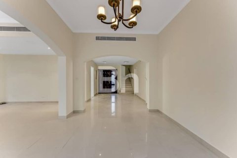 Villa à Dubai, 5 chambres, 509 m², № 58066 - photo 12