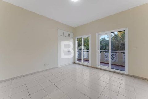 Villa à Dubai, 5 chambres, 509 m², № 58066 - photo 3