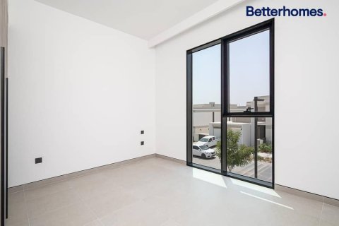 Villa en Tilal Al Ghaf, Dubai, 4 dormitorios, 441 m², № 58065 - foto 1