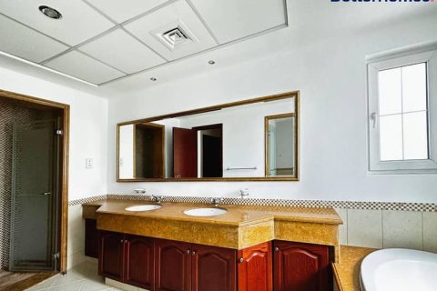 Снять в аренду виллу в Арабиан Ранчес, Дубай: 4 спальни, 781м², № 58067 - фото 8