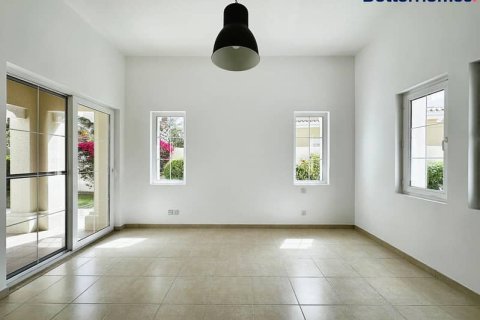 Снять в аренду виллу в Арабиан Ранчес, Дубай: 4 спальни, 781м², № 58067 - фото 14