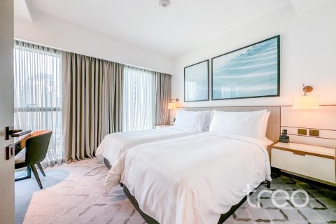 Снять в аренду квартиру в Address Harbour Point, Dubai Creek Harbour (The Lagoons), Дубай: 2 спальни, 102.47м², № 136221 - фото 10