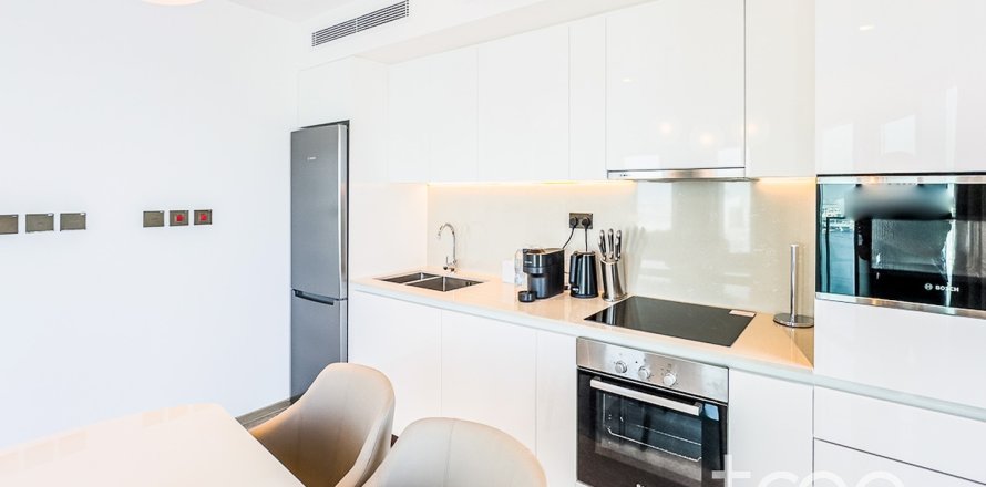 Квартира в Address Harbour Point, Dubai Creek Harbour (The Lagoons), Дубай, 2 спальни, 102.47м², № 136221
