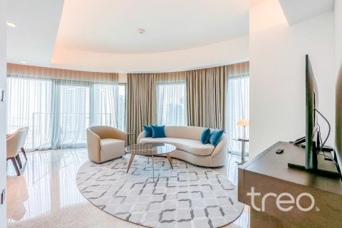 Снять в аренду квартиру в Address Harbour Point, Dubai Creek Harbour (The Lagoons), Дубай: 2 спальни, 102.47м², № 136221 - фото 11