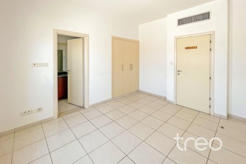 Villa in The Springs, Dubai 2 bedrooms, 153.01 sq.m. № 136212 - photo 13