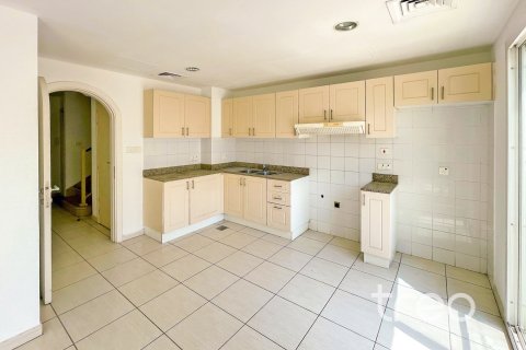Villa in The Springs, Dubai 2 bedrooms, 153.01 sq.m. № 136212 - photo 11