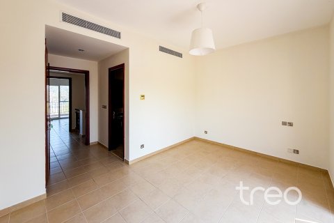 Villa in Arabian Ranches, Dubai 2 bedrooms, 175.49 sq.m. № 136207 - photo 8
