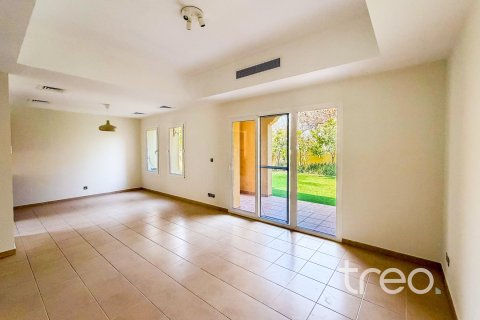 Villa in Arabian Ranches, Dubai 2 bedrooms, 175.49 sq.m. № 136207 - photo 3