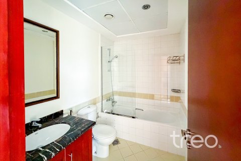 Villa in Arabian Ranches, Dubai 2 bedrooms, 175.49 sq.m. № 136207 - photo 6