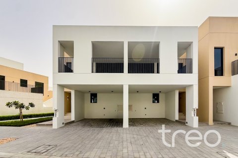 Townhouse in Arabian Ranches 3, Dubai 4 bedrooms, 284.19 sq.m. № 136227