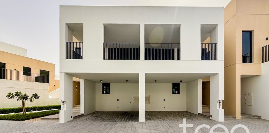 Townhouse in Arabian Ranches 3, Dubai 4 bedrooms, 284.19 sq.m. № 136227