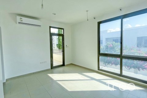 Maison de ville à Hayat Townhouses, Town Square, Dubai, 4 chambres, 224.83 m², № 136213 - photo 6