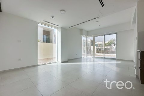 Townhouse in The Valley, Dubai 4 bedrooms, 257.43 sq.m. № 136214 - photo 3