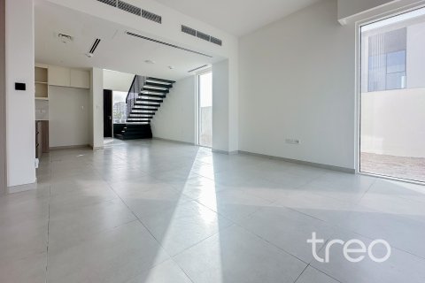 Townhouse in The Valley, Dubai 4 bedrooms, 257.43 sq.m. № 136214 - photo 17