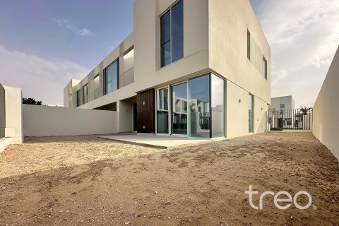 Townhouse in The Valley, Dubai 4 bedrooms, 257.43 sq.m. № 136214 - photo 15