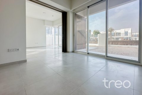 Townhouse in The Valley, Dubai 4 bedrooms, 257.43 sq.m. № 136214 - photo 5