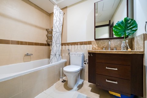 Apartment in Downtown Dubai (Downtown Burj Dubai), Dubai 2 bedrooms, 118.35842200 sq.m. № 12493 - photo 7