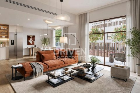 Apartment in Town Square, Dubai 2 bedrooms, 156.36 sq.m. № 127606 - photo 1