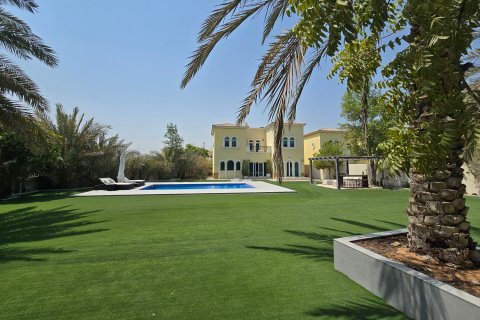 Villa in Jumeirah Park, Dubai 4 bedrooms, 1111.21 sq.m. № 142195 - photo 29