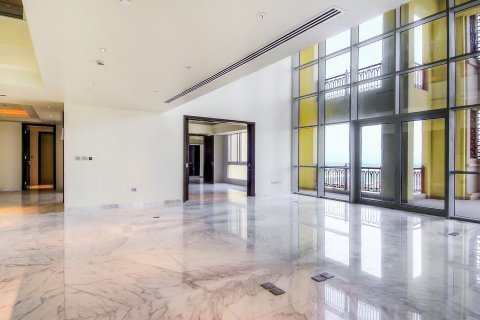 Penthouse in Marina Residences 1, Palm Jumeirah, Dubai 4 bedrooms, 952.65 sq.m. № 142194 - photo 2