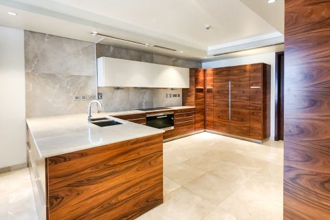 Penthouse in Marina Residences 1, Palm Jumeirah, Dubai 4 bedrooms, 952.65 sq.m. № 142194 - photo 11