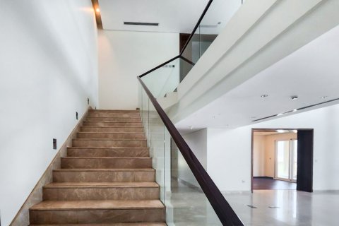 Penthouse in Marina Residences 1, Palm Jumeirah, Dubai 4 bedrooms, 952.65 sq.m. № 142194 - photo 19