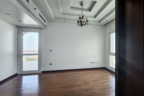 Penthouse in Marina Residences 1, Palm Jumeirah, Dubai 4 bedrooms, 952.65 sq.m. № 142194 - photo 6