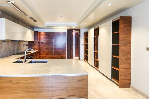 Penthouse in Marina Residences 1, Palm Jumeirah, Dubai 4 bedrooms, 952.65 sq.m. № 142194 - photo 9