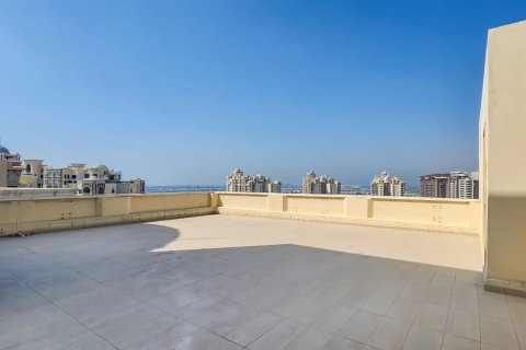 Penthouse in Marina Residences 1, Palm Jumeirah, Dubai 4 bedrooms, 952.65 sq.m. № 142194 - photo 20