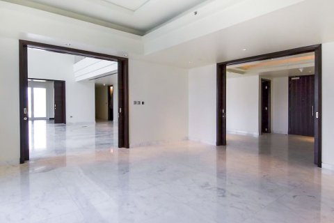 Penthouse in Marina Residences 1, Palm Jumeirah, Dubai 4 bedrooms, 952.65 sq.m. № 142194 - photo 3