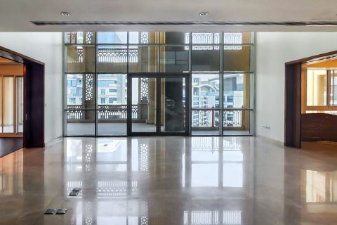 Penthouse in Marina Residences 1, Palm Jumeirah, Dubai 4 bedrooms, 952.65 sq.m. № 142194 - photo 5