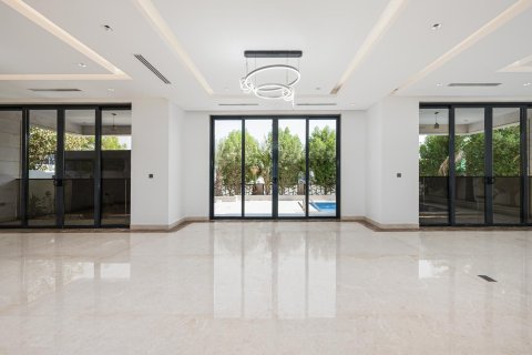 Villa in Al Furjan, Dubai 5 bedrooms, 599.04 sq.m. № 142192 - photo 2