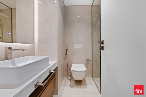 Apartment in Umm Suqeim, Dubai 3 bedrooms, 172.5 sq.m. № 93507 - photo 29