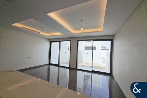 Townhouse in DAMAC Hills (Akoya by DAMAC), Dubai 3 bedrooms, 138 sq.m. № 74762 - photo 2