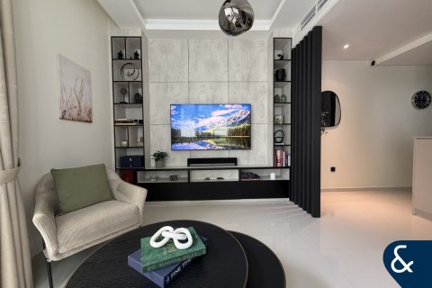 Townhouse in DAMAC Hills (Akoya by DAMAC), Dubai 3 bedrooms, 175 sq.m. № 74763 - photo 4