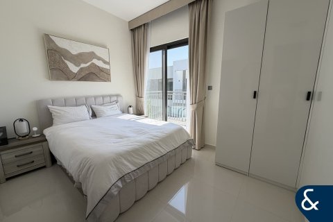 Townhouse in DAMAC Hills (Akoya by DAMAC), Dubai 3 bedrooms, 175 sq.m. № 74763 - photo 13