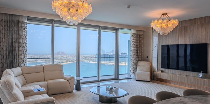 Apartment in Dubai Harbour, Dubai 4 bedrooms, 239.3 sq.m. № 47774