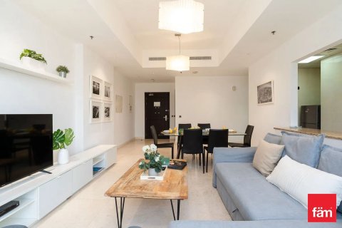 Снять в аренду квартиру в Аль-Барше, Дубай: 2 спальни, 118.6м², № 47783 - фото 2