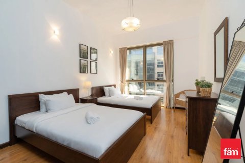 Снять в аренду квартиру в Аль-Барше, Дубай: 2 спальни, 118.6м², № 47783 - фото 14