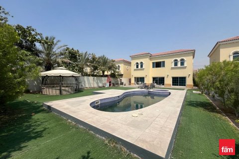 فيلا في دبي 4 غرف نوم, 759.1 م² رقم 41790 - صورة 18