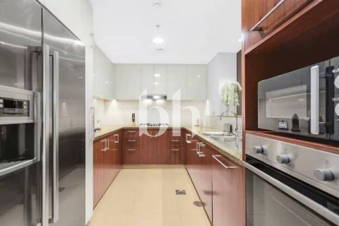 Apartment in Downtown Dubai (Downtown Burj Dubai), Dubai 2 bedrooms, 133 sq.m. № 56431 - photo 10