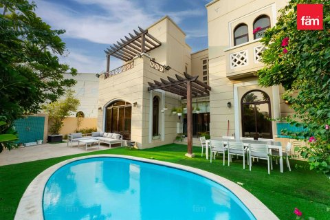 Villa en Dubai, 4 dormitorios, 389 m², № 47687 - foto 30