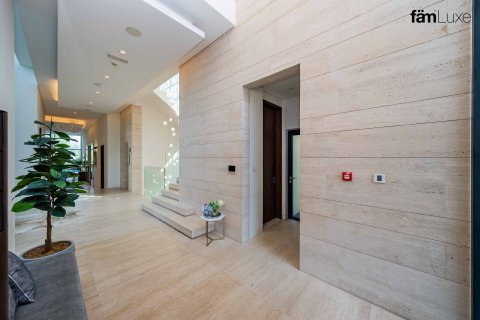 Villa à Dubai, 6 chambres, 1117.1 m², № 47690 - photo 29