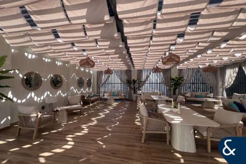 Apartment in Jumeirah Village Circle, Dubai 2 bedrooms, 114 sq.m. № 91425 - photo 21