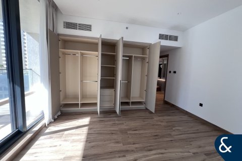 Apartment in Jumeirah Village Circle, Dubai 2 bedrooms, 114 sq.m. № 91425 - photo 11