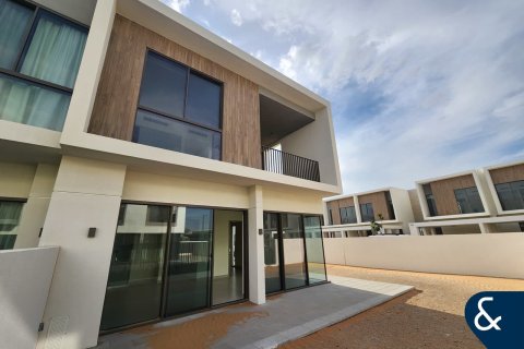 Villa in The Valley, Dubai 4 bedrooms, 218 sq.m. № 91424 - photo 4