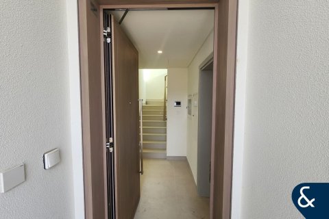 Villa in The Valley, Dubai 4 bedrooms, 218 sq.m. № 91424 - photo 5