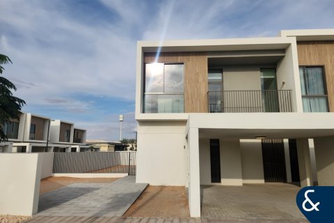 Villa in The Valley, Dubai 4 bedrooms, 218 sq.m. № 91424 - photo 3